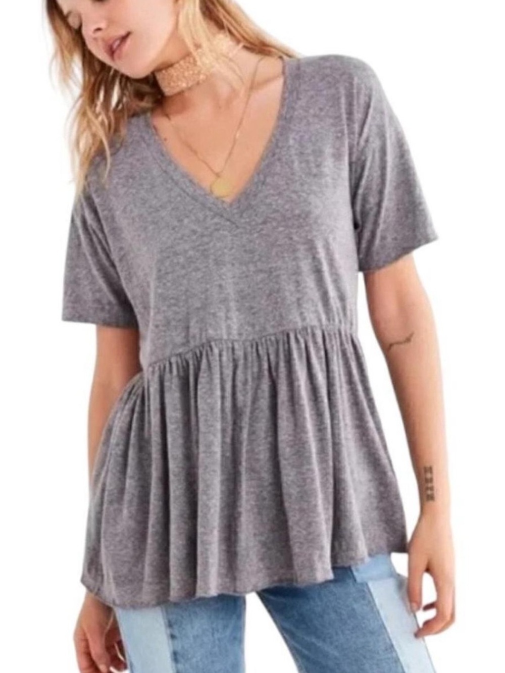 Truly Madly Deeply Heather Gray V-Neck Peplum T-shirt